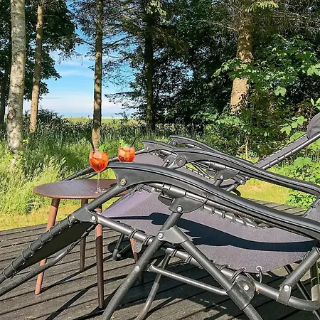 Сasa de vacaciones Retreat With Billiards And Hot Tub