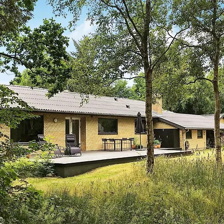 6 Person In Nykobing M Hesselbjerg